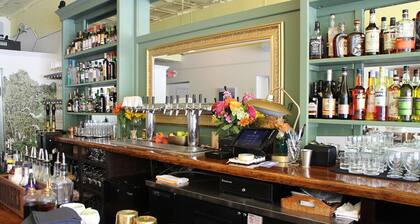 Garden Penthouse in RVA! 3 Bedroom, 3 Bath!