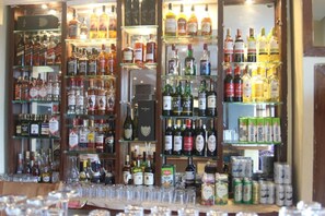 Bar (on property) - GS Grand Hotel (Juja)