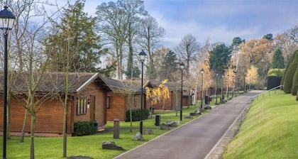 1-Bed Apartment | Countryside Resort | Sleeps 4