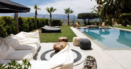 Filogia Luxurious Residence, for the Design Lovers