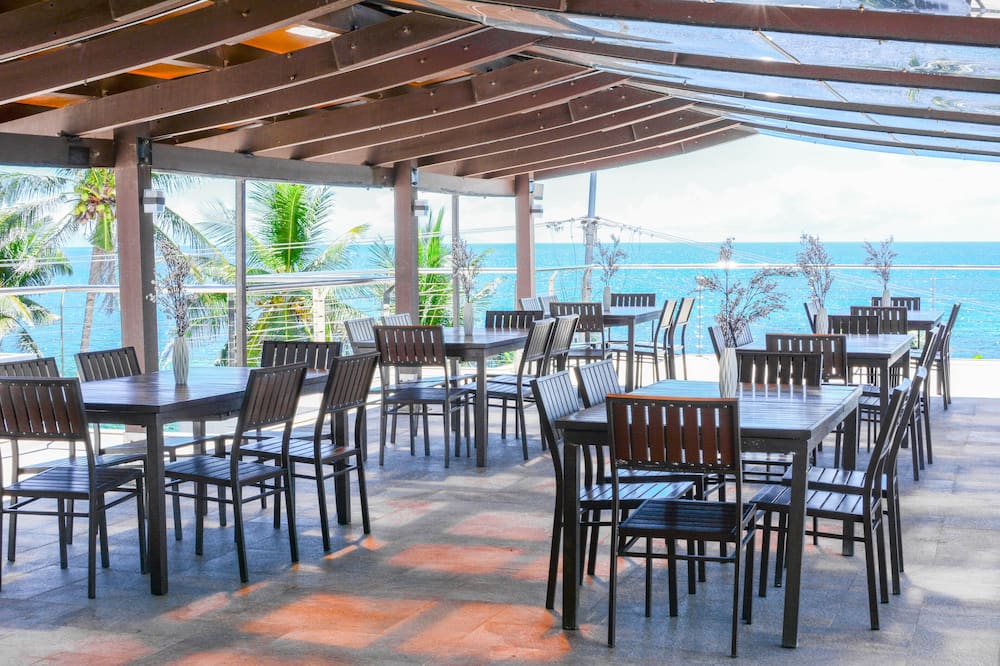 Aira Boracay Hotel