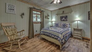 Room - Ralph and Irene's by Escape to Blue Ridge (Cherry Log)