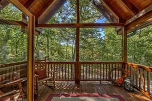 Cabaña, 4 habitaciones | Balcón