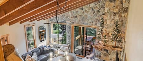 TV connectée, cheminée