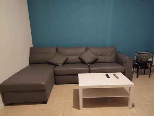 chambre et salon privé dans un superbe appartement 70 m carrés