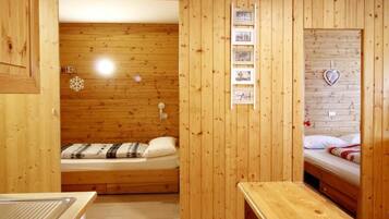 2 bedrooms, free WiFi