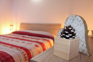 2 bedrooms, iron/ironing board, free WiFi