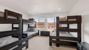 House, 4 Bedrooms | 4 bedrooms, free WiFi, bed sheets