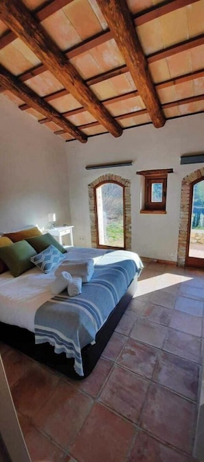 1 Schlafzimmer, Reisekinderbett, kostenloses WLAN, Bettwäsche