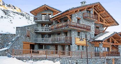 Hôtel L’Aigle du Montana by Les Etincelles