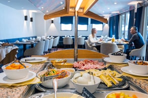 Frokostbuffé er inkludert hver dag