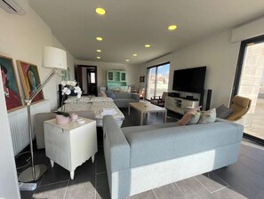 Fernseher, Netflix, Streaming-Dienste