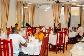 Restaurant - Inoga Luxury Hotel (Dodoma)