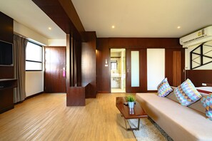 Deluxe Room - Coco Hotel Bangkok (Samut Prakan)