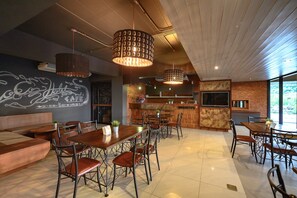 Restaurant - Coco Hotel Bangkok (Samut Prakan)