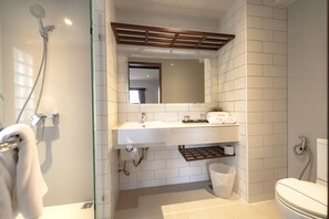 Quarto superior | Banheiro | Chuveiro, toalhas de banho