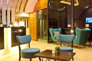 Lobby - Premium Coco Hotel (Samut Prakan)