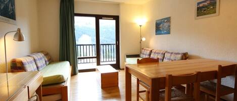 平板电视、办公室