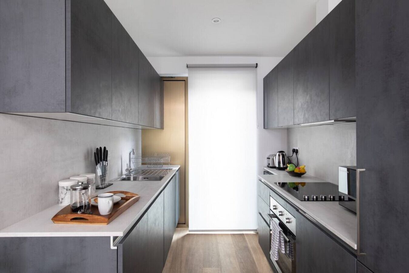 ثلاجة، ميكروويف، فرن، موقد طهي مسطح