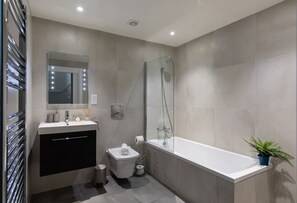 Haartrockner, Handtücher