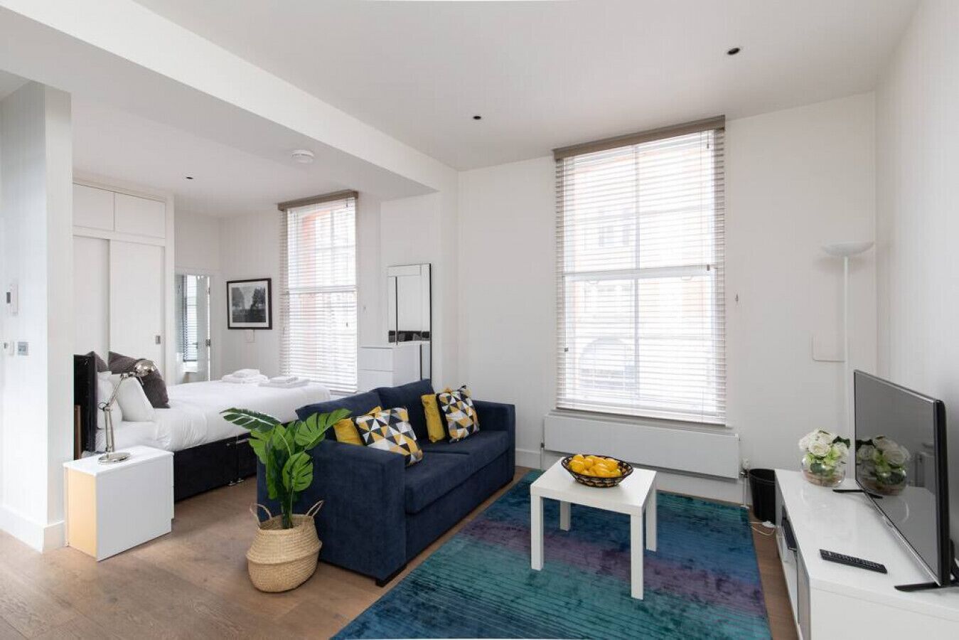 Skrivebord, strygejern/strygebræt, weekendseng, gratis Wi-Fi