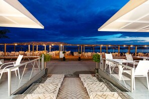 Free WiFi - Sueno Bungalows (Nea Propontida)