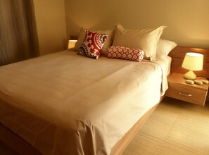 4 bedrooms, WiFi, bed sheets, wheelchair access