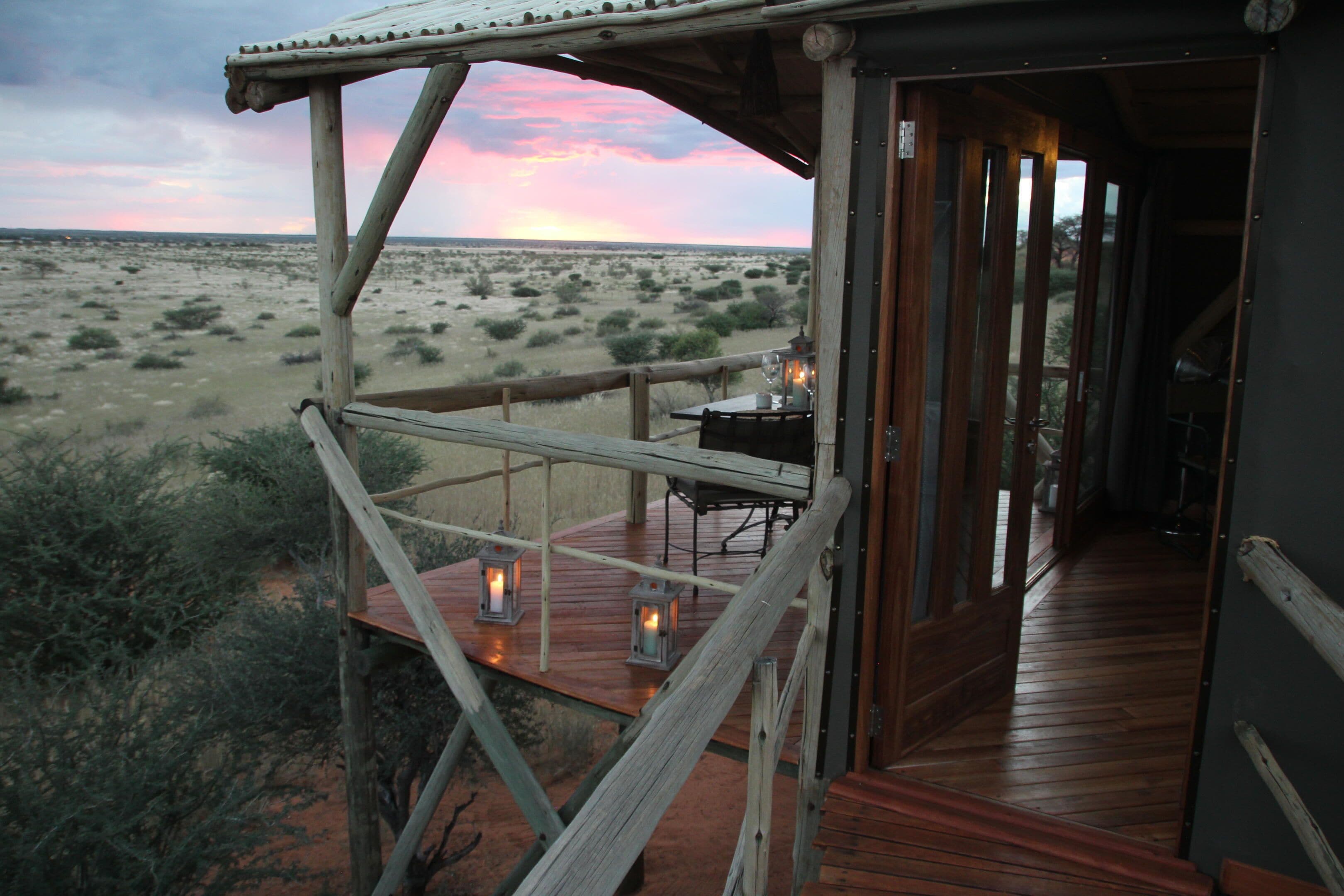 Zelt | Zimmersafe, Bettwäsche