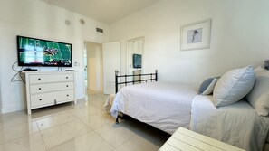 2 bedrooms, travel cot, WiFi