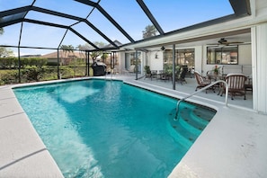 A heated pool - Waterfront 3BR Marco Island home with heated pool and WiFi. (Marco Island)