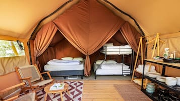 Canadienne Pacific Tent | Individually furnished