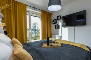 1 bedroom, iron/ironing board, travel cot, WiFi