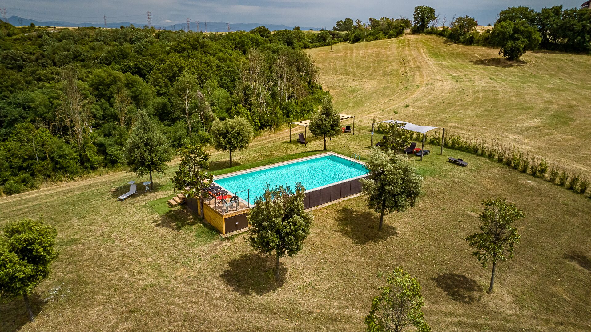 Piscine extérieure (ouverte en saison)