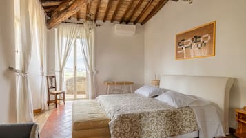 Luxury-Suite | Hochwertige Bettwaren, Daunenbettdecken