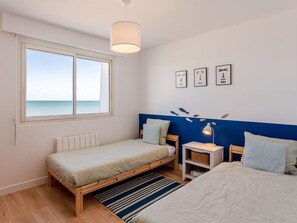 2 Schlafzimmer, Schreibtisch, Bügeleisen/Bügelbrett, WLAN