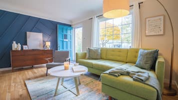 スマートテレビ、テーブルサッカー台