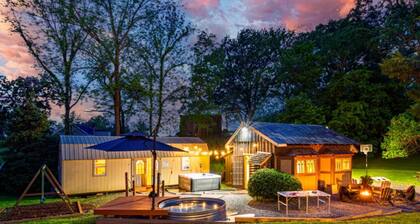 Multi-Family Haven! 22ppl, Hot Tub, Golf
