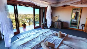 In-room safe, individually decorated, individually furnished, bed sheets