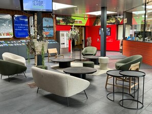 Reception - Jura Sport & Spa Resort (Saignelegier)