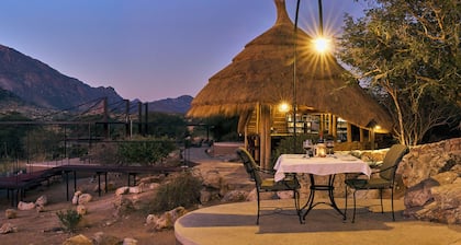 Hohenstein Lodge l Ondili