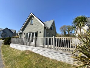 Exterior - Luxury 4 bed detached villa, minimum 3 bathrooms, large open plan lounge/kitchen/dining area. (St Austell)