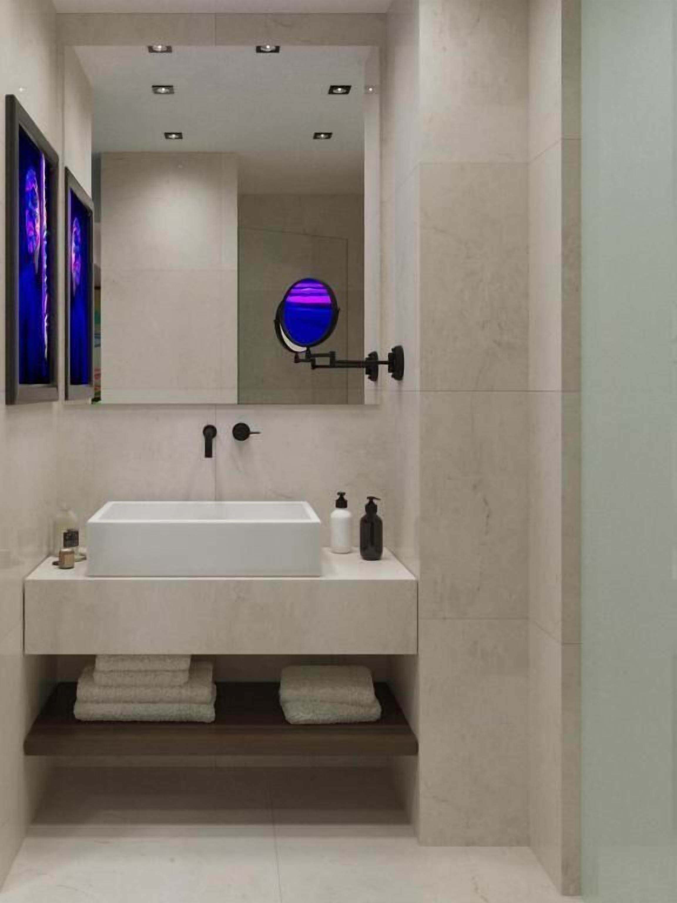Buồng tắm vòi sen, đồ dùng nhà tắm miễn phí, máy sấy tóc 