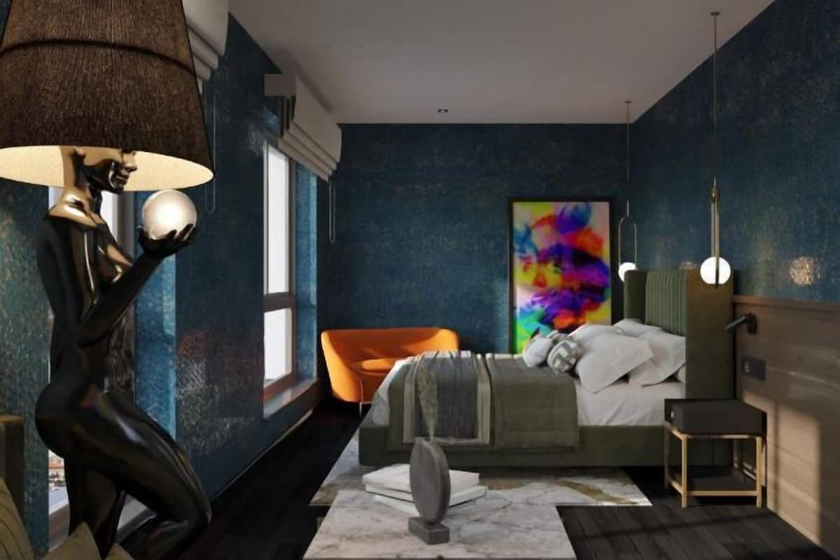 Hypo-allergenic bedding, minibar, in-room safe, individually decorated