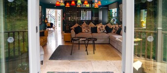 Trewhiddle Villa 03 Sleeps up to 9 guest