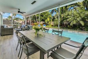 Outdoor dining