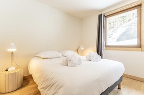 3 bedrooms, WiFi, bed sheets