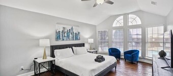 Modern, Spacious - Pool & Backyard Oasis & Cinema