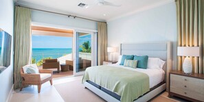 7 bedrooms, in-room safe, iron/ironing board, travel crib