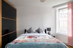 2 bedrooms, iron/ironing board, free WiFi - Apartment near Lord's cricket ground family only (London)