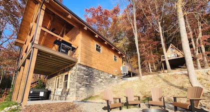 Jasper/Hot Tub-Lakeview -Pet friendly-8 Person Lodge
